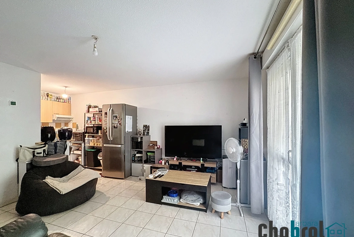Appartement T2 loué à Fronton avec parking et balcon – Investissement idéal 
