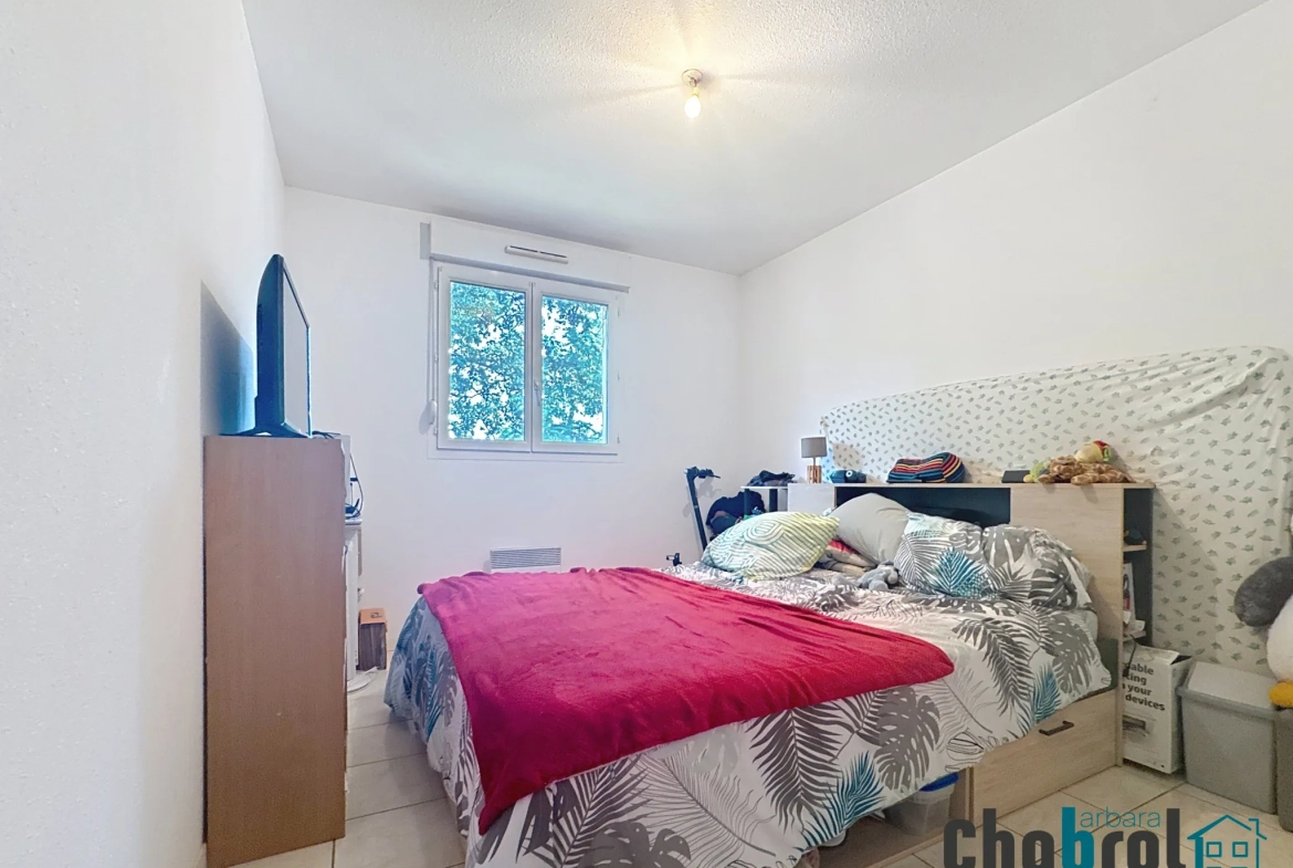 Appartement T2 loué à Fronton avec parking et balcon – Investissement idéal 