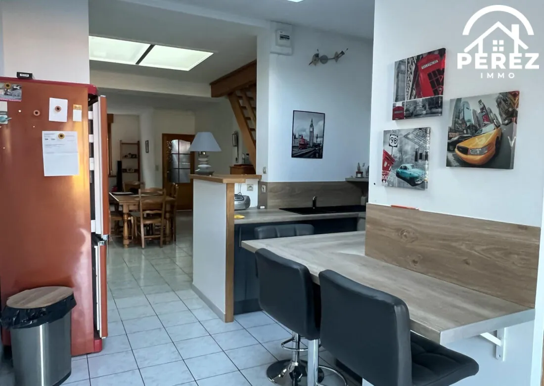Maison à vendre de 100 m² avec 3 chambres, jardin à Tourcoing - Neuville en Ferrain 