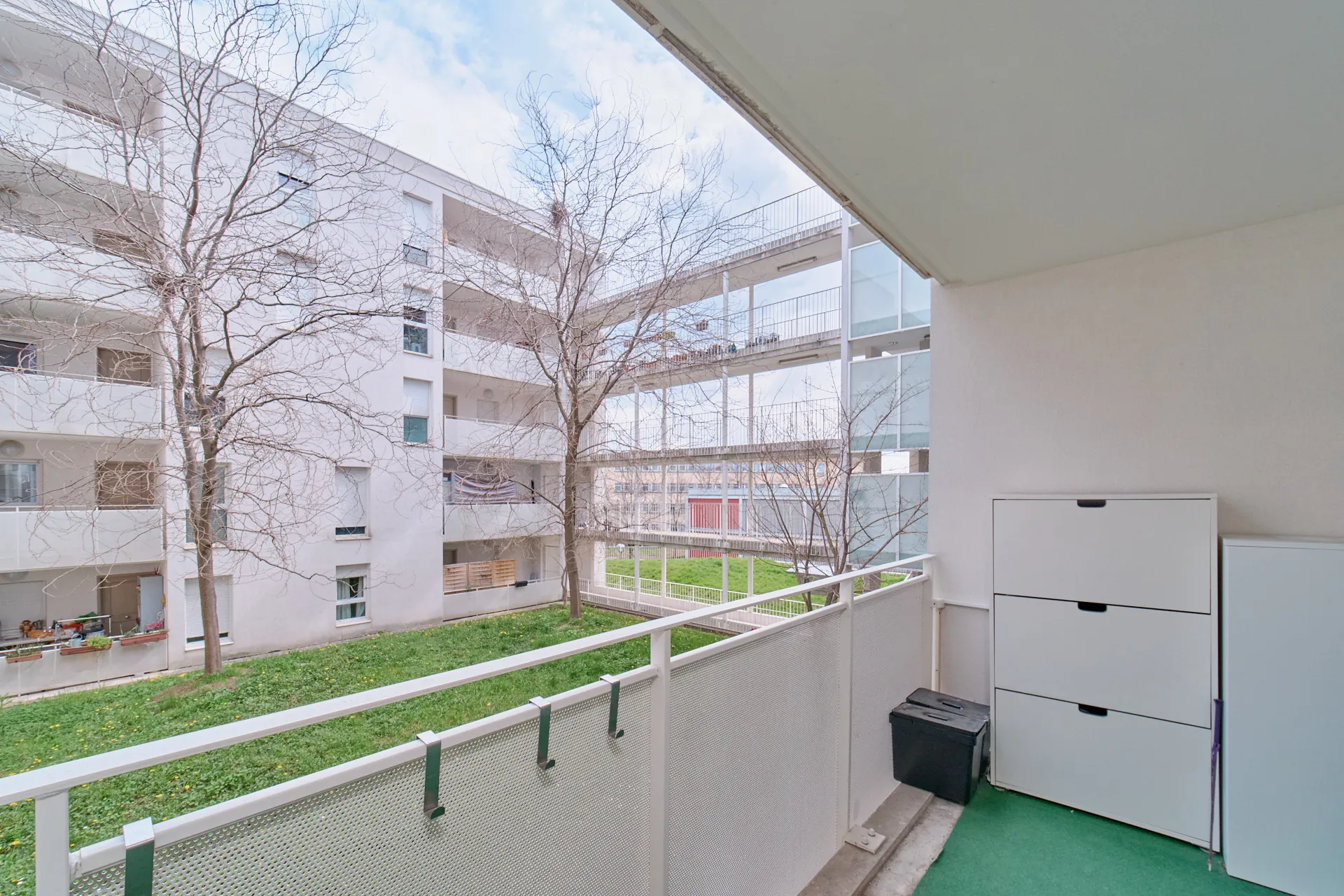 Appartement T3 avec garage et loggia à vendre à Lyon 69009 