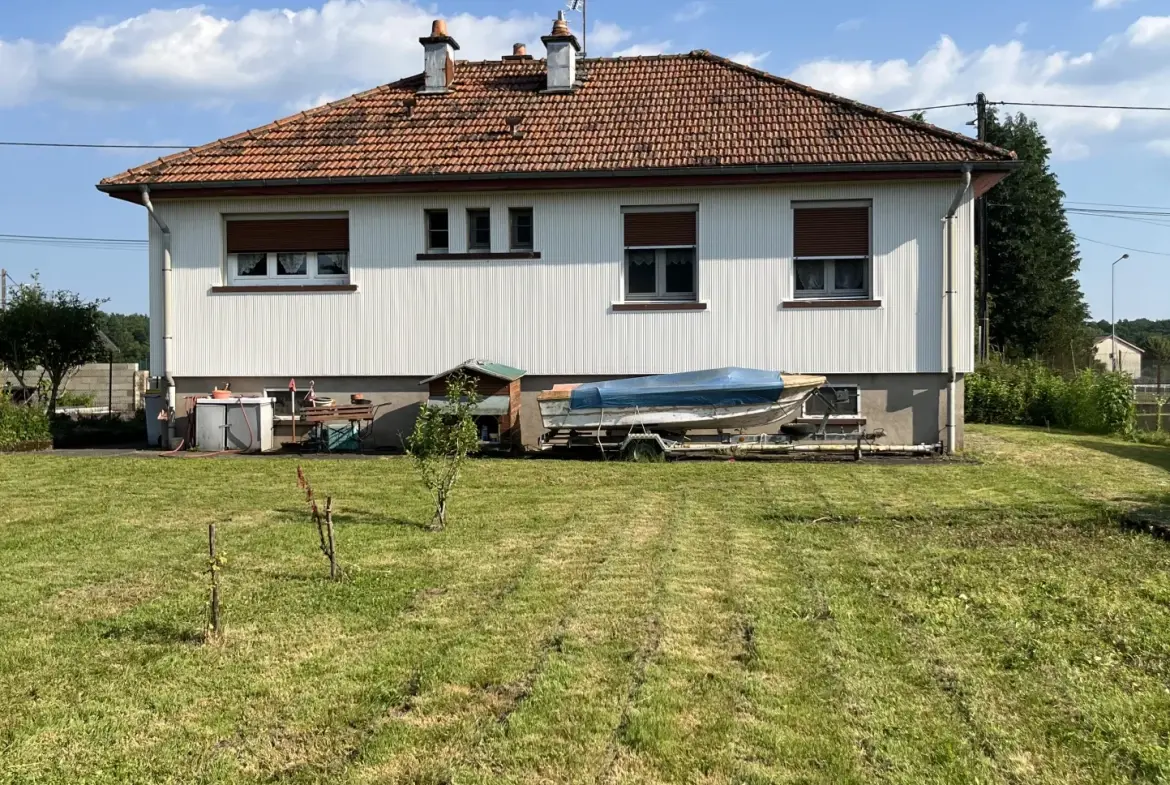 Maison lumineuse de 80 m² à vendre à Saint-Sauveur, proche axes principaux 