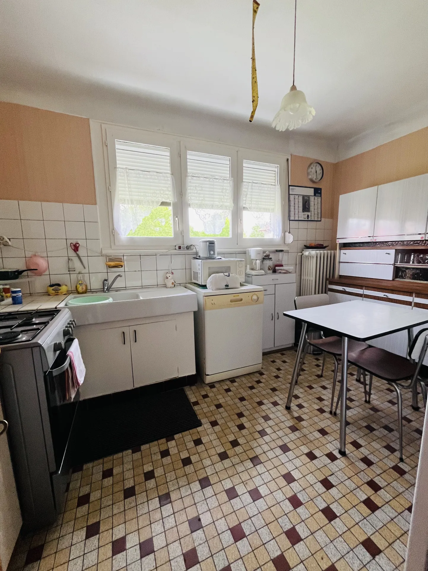 Maison lumineuse de 80 m² à vendre à Saint-Sauveur, proche axes principaux 