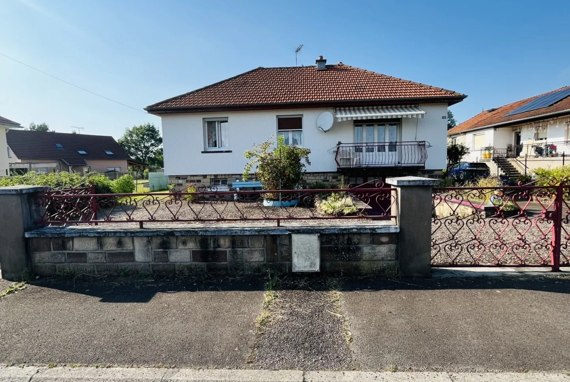 Maison lumineuse de 80 m² à vendre à Saint-Sauveur, proche axes principaux 
