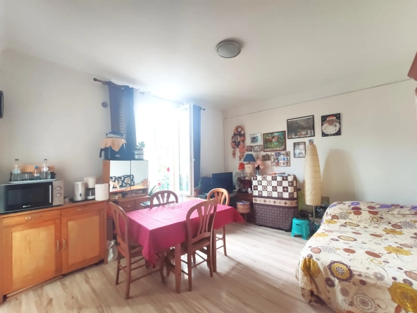 Studio à vendre de 21 m² à Vitry-sur-Seine, idéal pour investissement ou premier achat