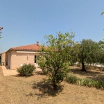 Villa de plain-pied avec jardin et vue sur les Albères à Sorede
