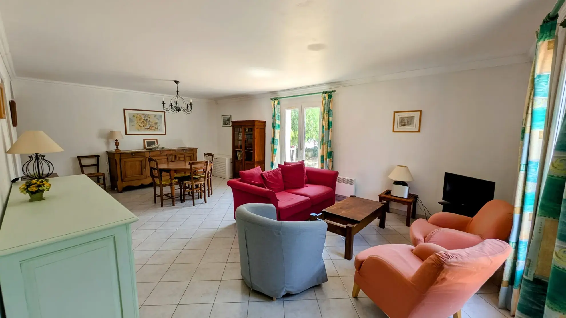 Villa de plain-pied avec jardin et vue sur les Albères à Sorede 