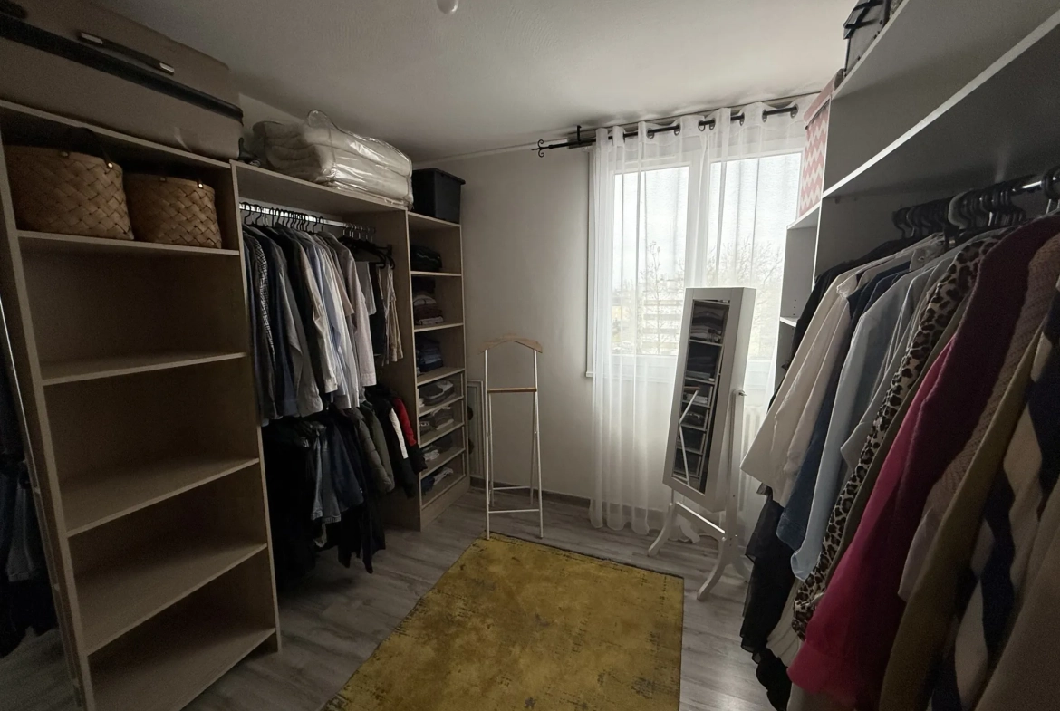 Appartement spacieux de 89 m² à vendre à Alençon, proche commodités 