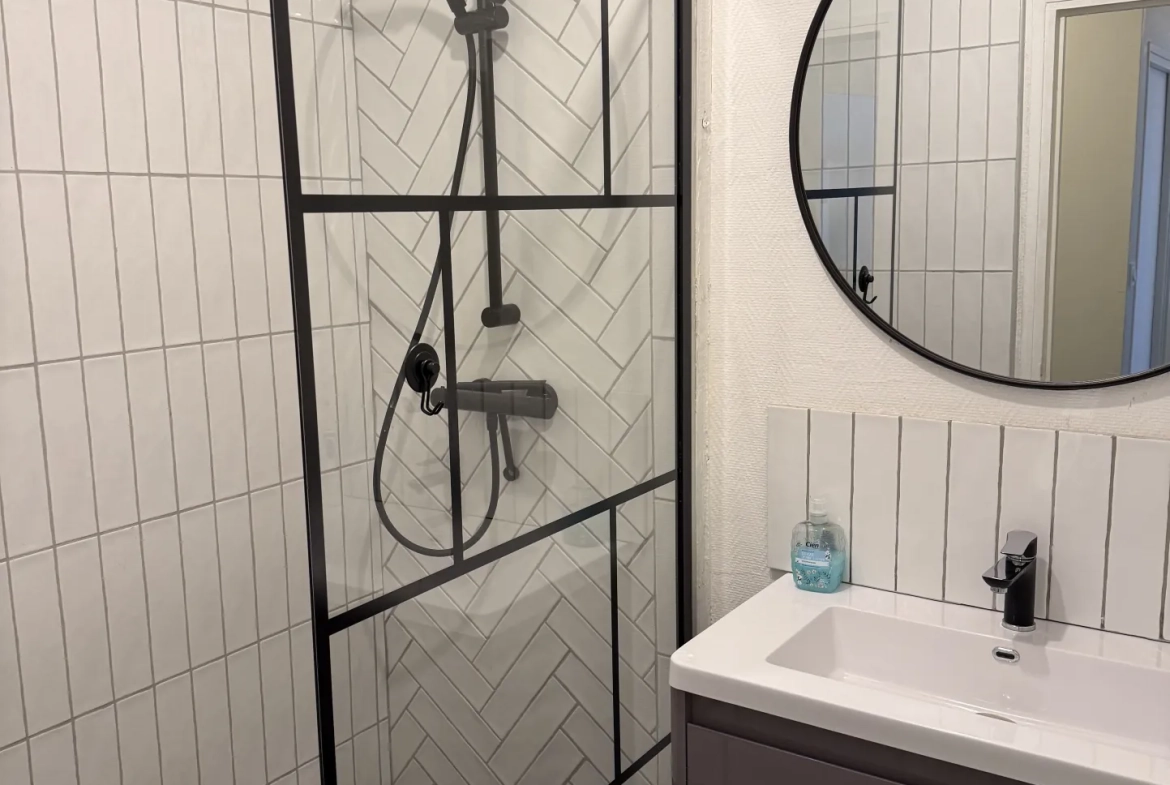 Appartement spacieux de 89 m² à vendre à Alençon, proche commodités 