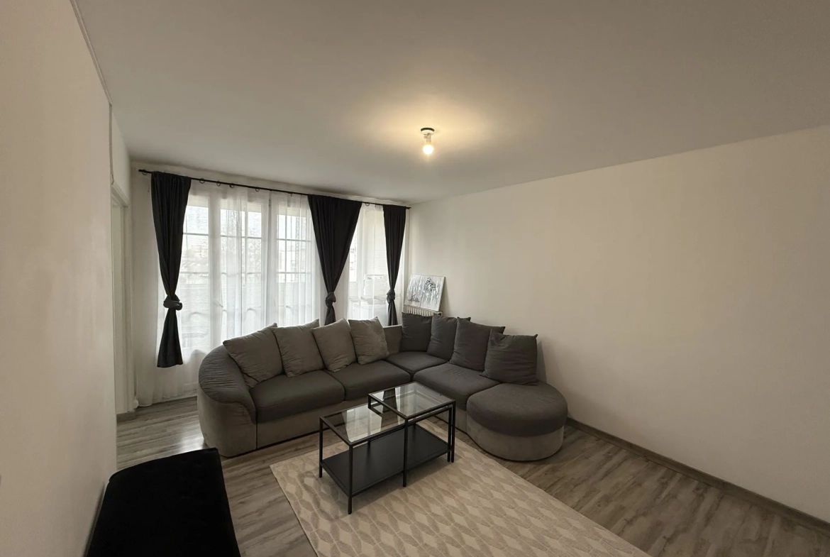 Appartement spacieux de 89 m² à vendre à Alençon, proche commodités 