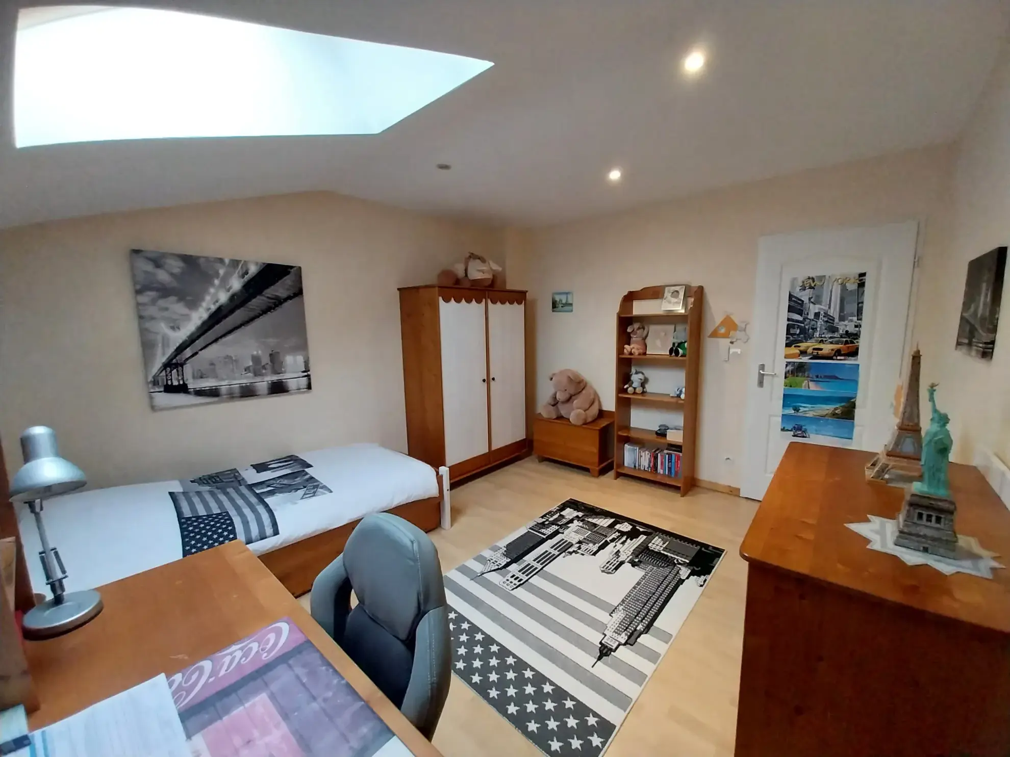 Appartement duplex de 130 m² avec garage et jardin à Verny 