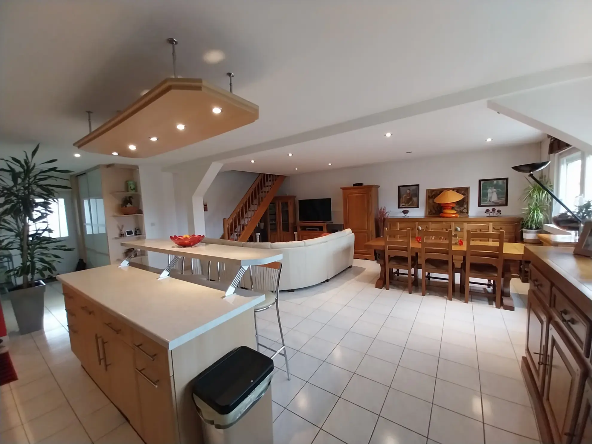 Appartement duplex de 130 m² avec garage et jardin à Verny 