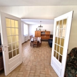 Maison T6 avec 4 chambres, jardin et 2 garages à Amiens