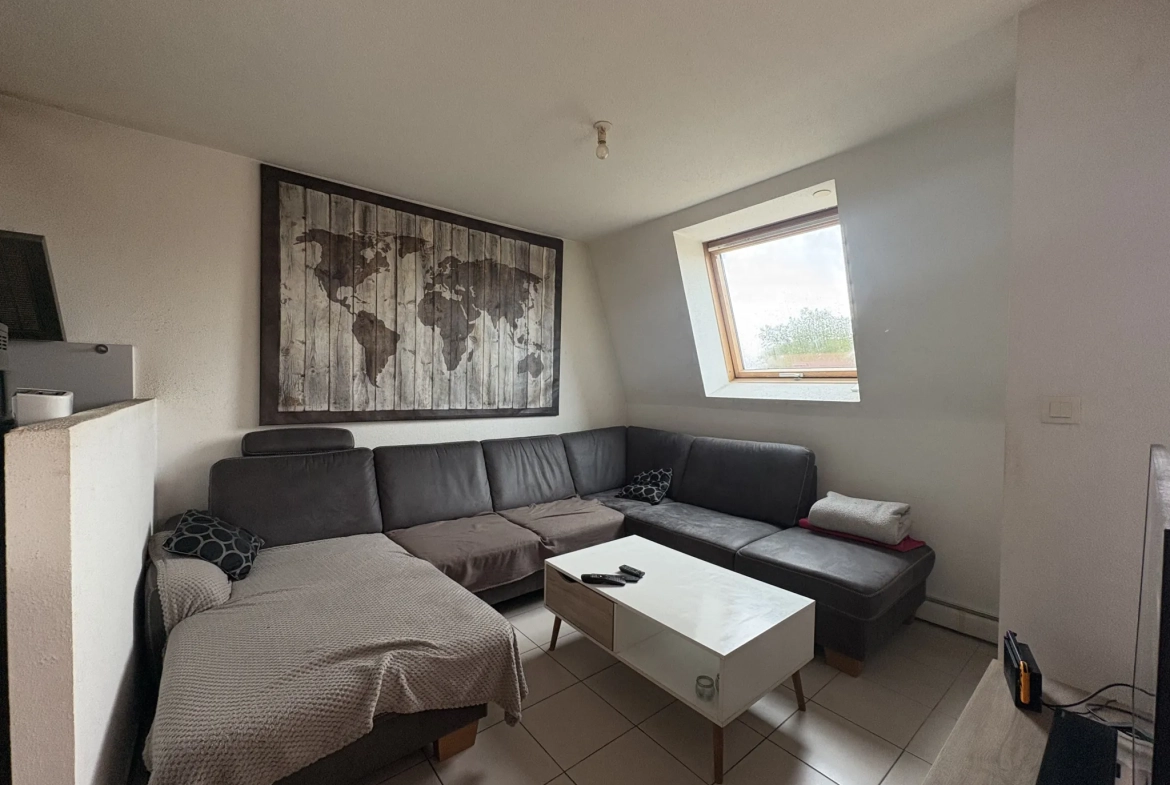 Bel appartement F3 de 71 m² avec balcon à Habsheim, proche commodités et transports 