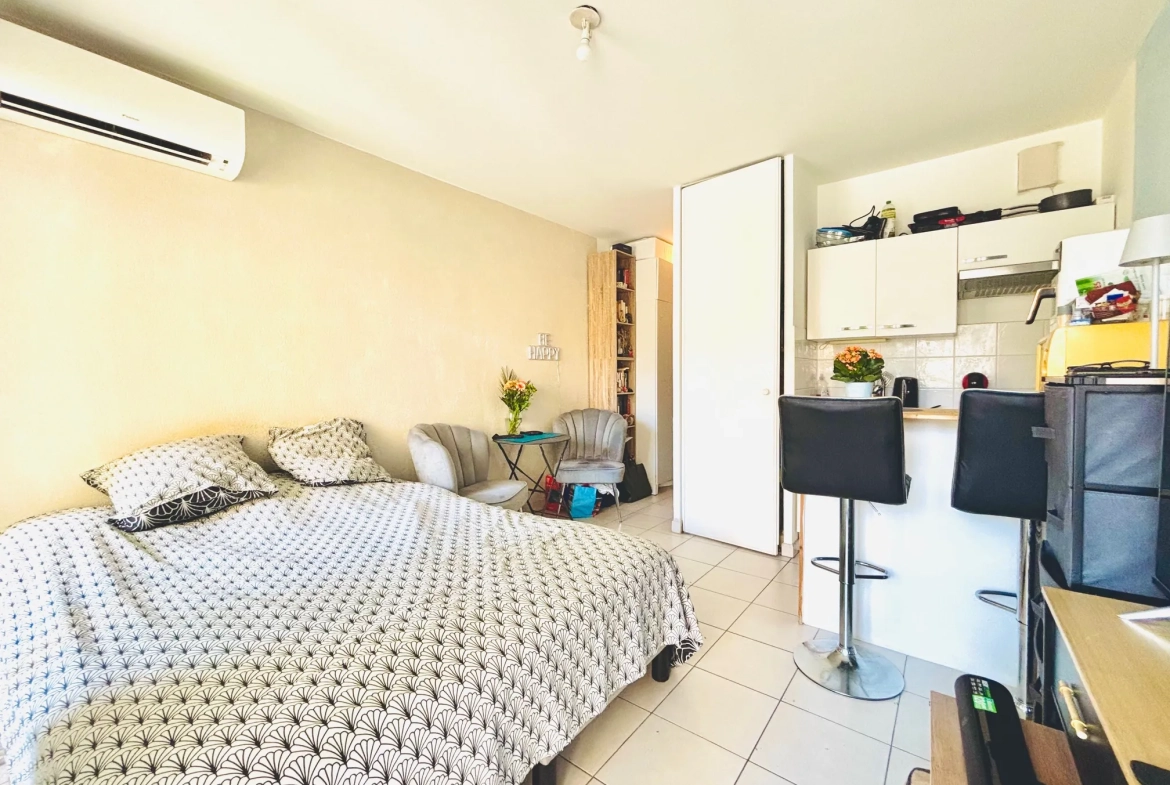 Studio 21,39 m² à Nice avec terrasse et vue dégagée 