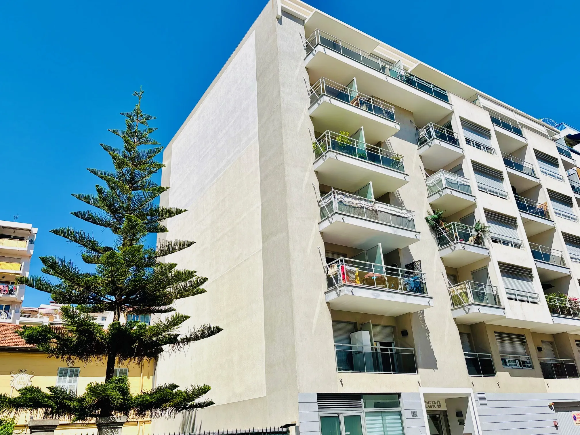 Studio 21,39 m² à Nice avec terrasse et vue dégagée 