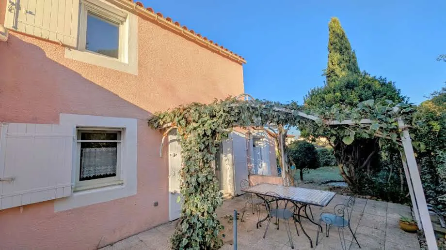 Villa avec jardin, piscine et parking à Sorede Les Albères 
