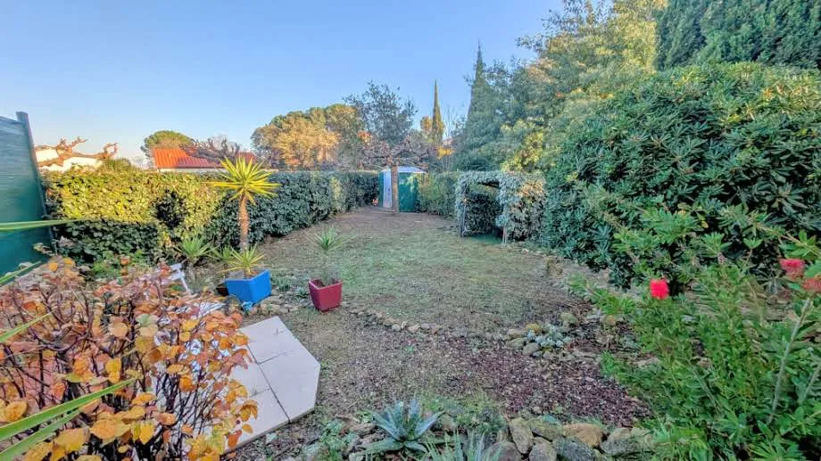 Villa avec jardin, piscine et parking à Sorede Les Albères 