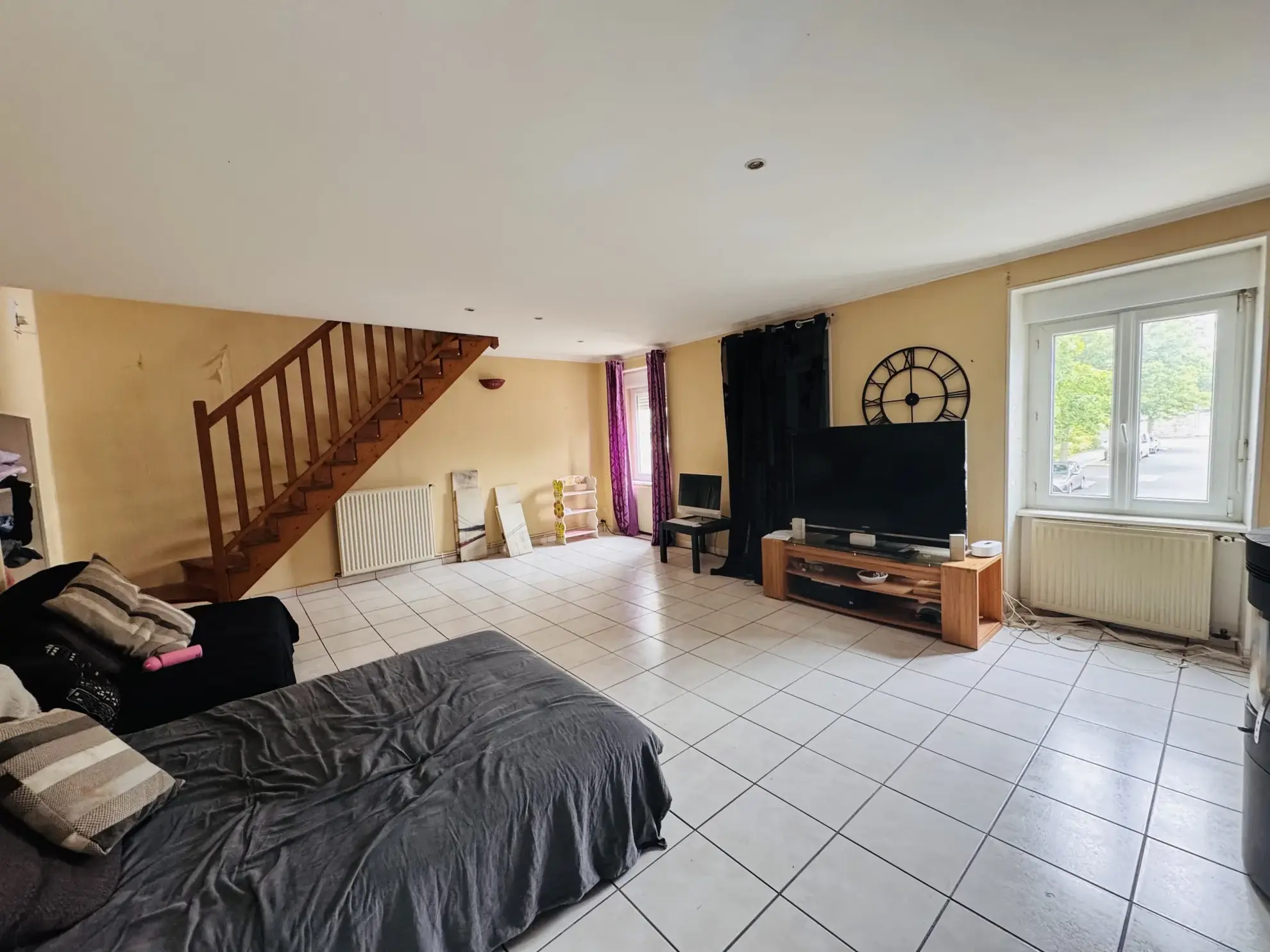 Appartement atypique de 198 m² avec jardin et garage au centre de Plabennec 