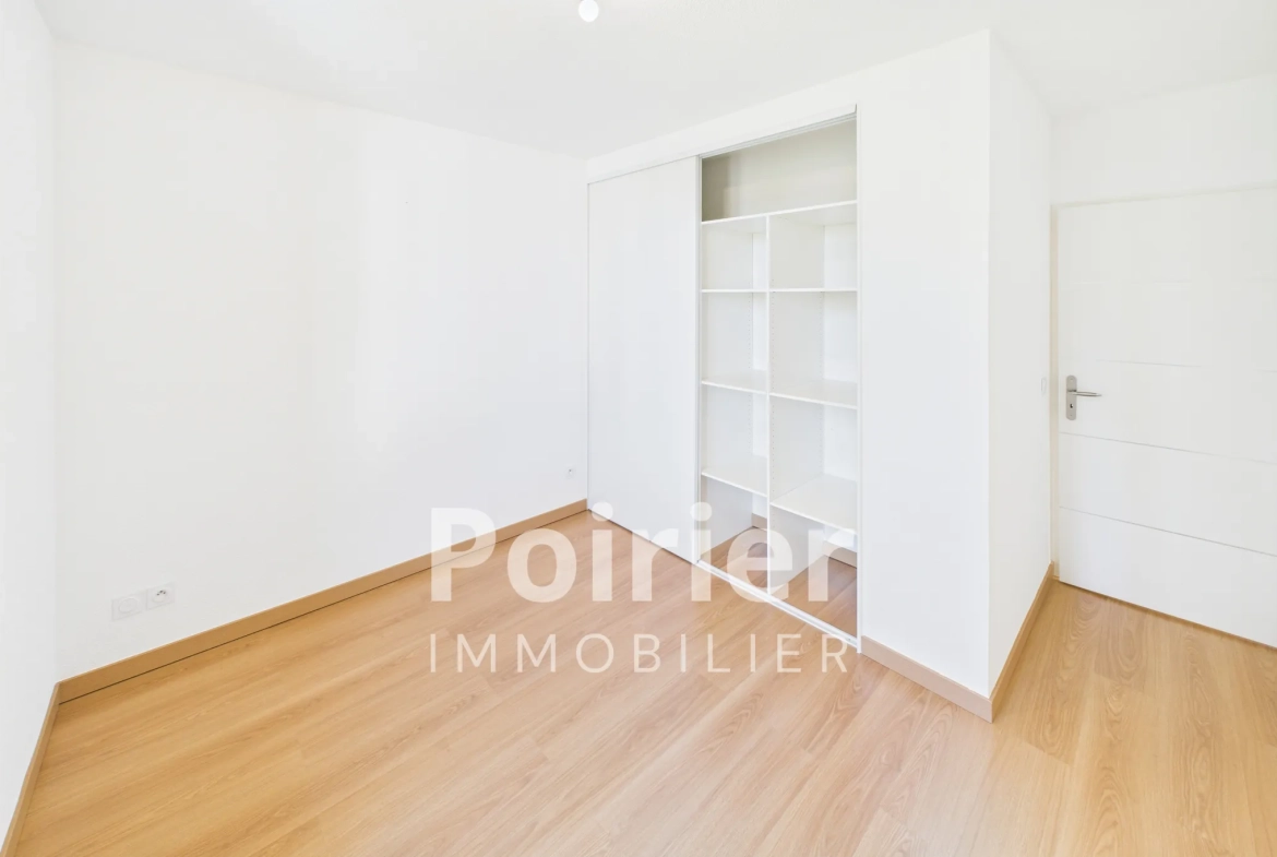 Bel appartement T3 rénové à Evian-les-Bains avec vue lac et proximité centre 