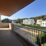 Appartement F6 de 151,37 m² avec 4 chambres et deux terrasses à Saint-Étienne