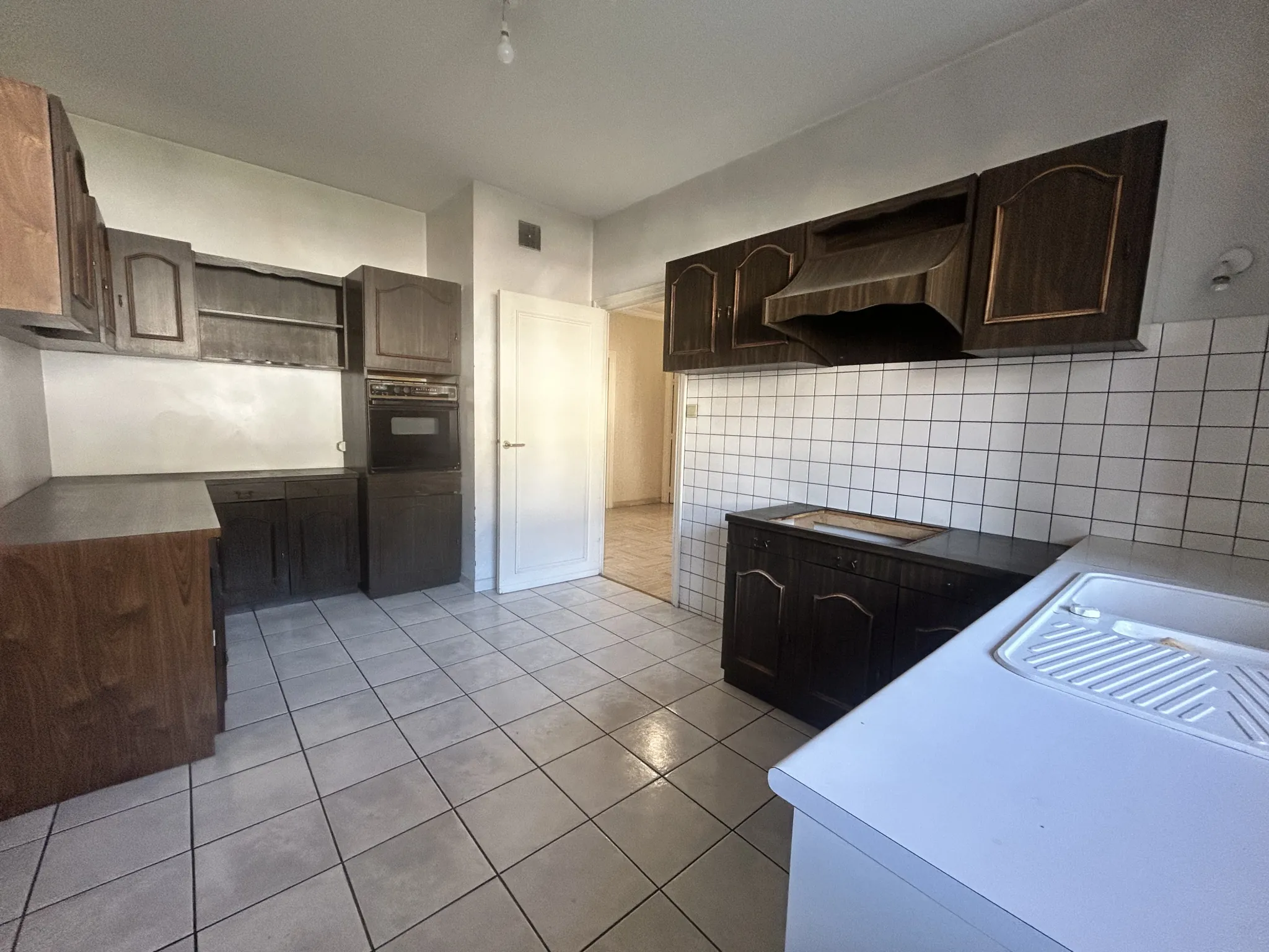 Appartement F6 de 151,37 m² avec 4 chambres et deux terrasses à Saint-Étienne 