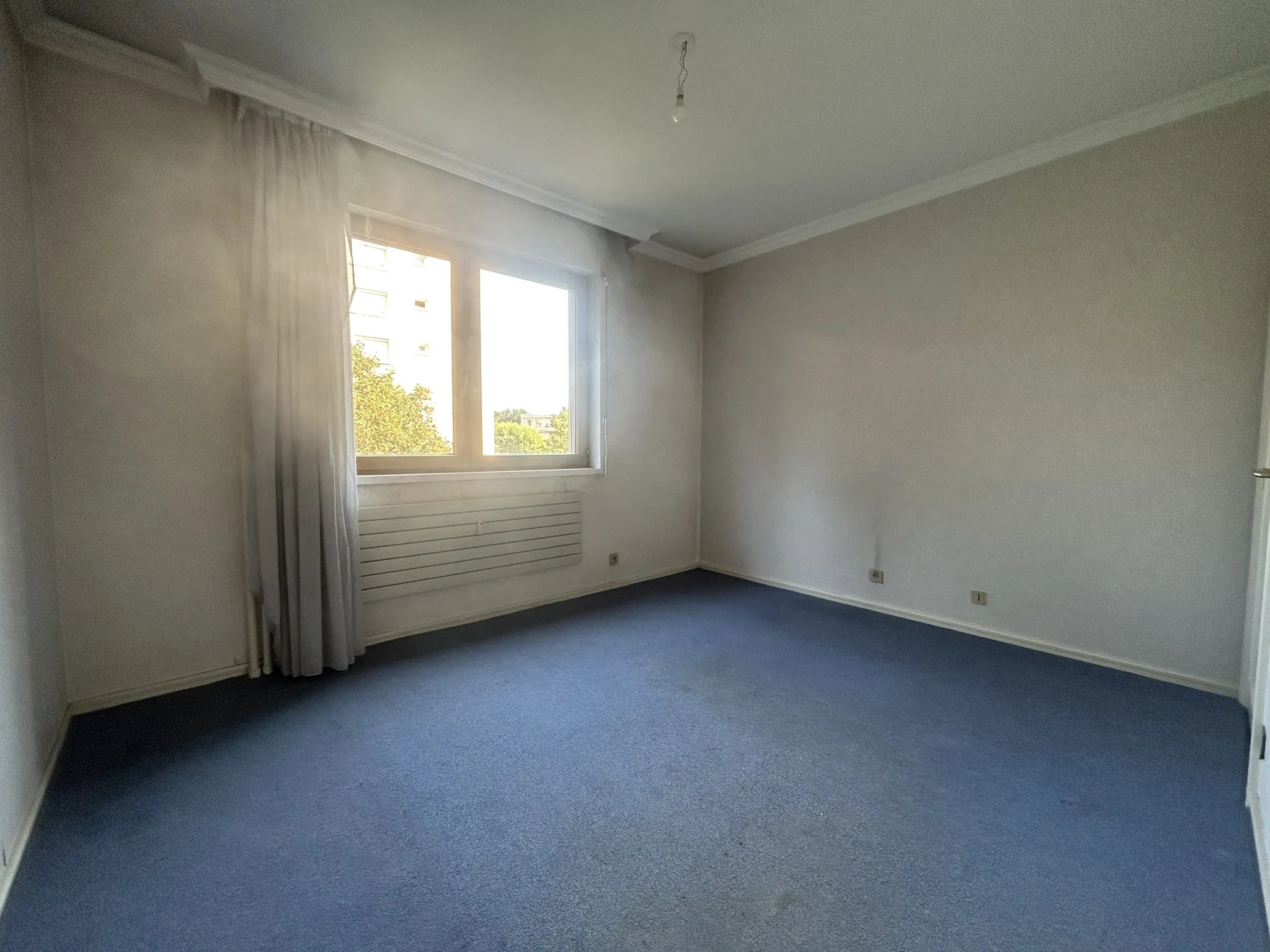 Appartement F6 de 151,37 m² avec 4 chambres et deux terrasses à Saint-Étienne 