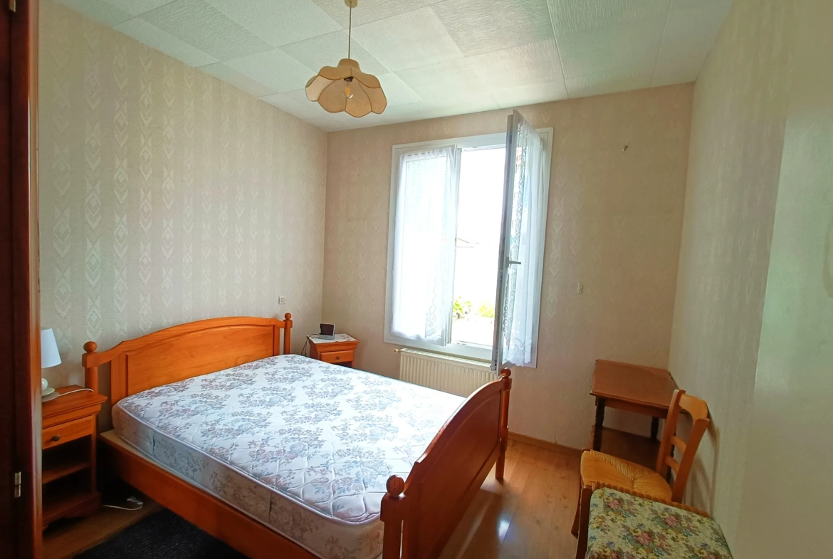 Maison à vendre à La Rochelle – 77 m² avec garage et jardin dans le quartier de Saint Éloi 