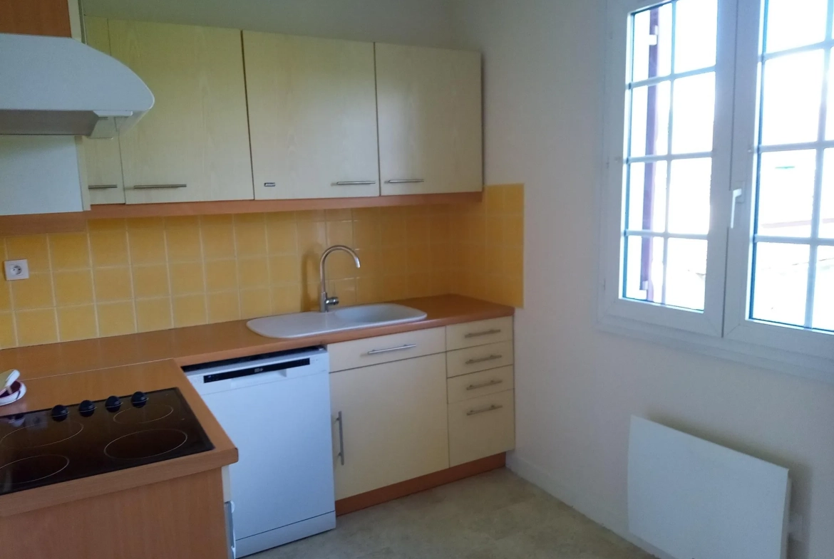 Maison à Coulanges-les-Nevers de 71 m² avec jardin et garage 