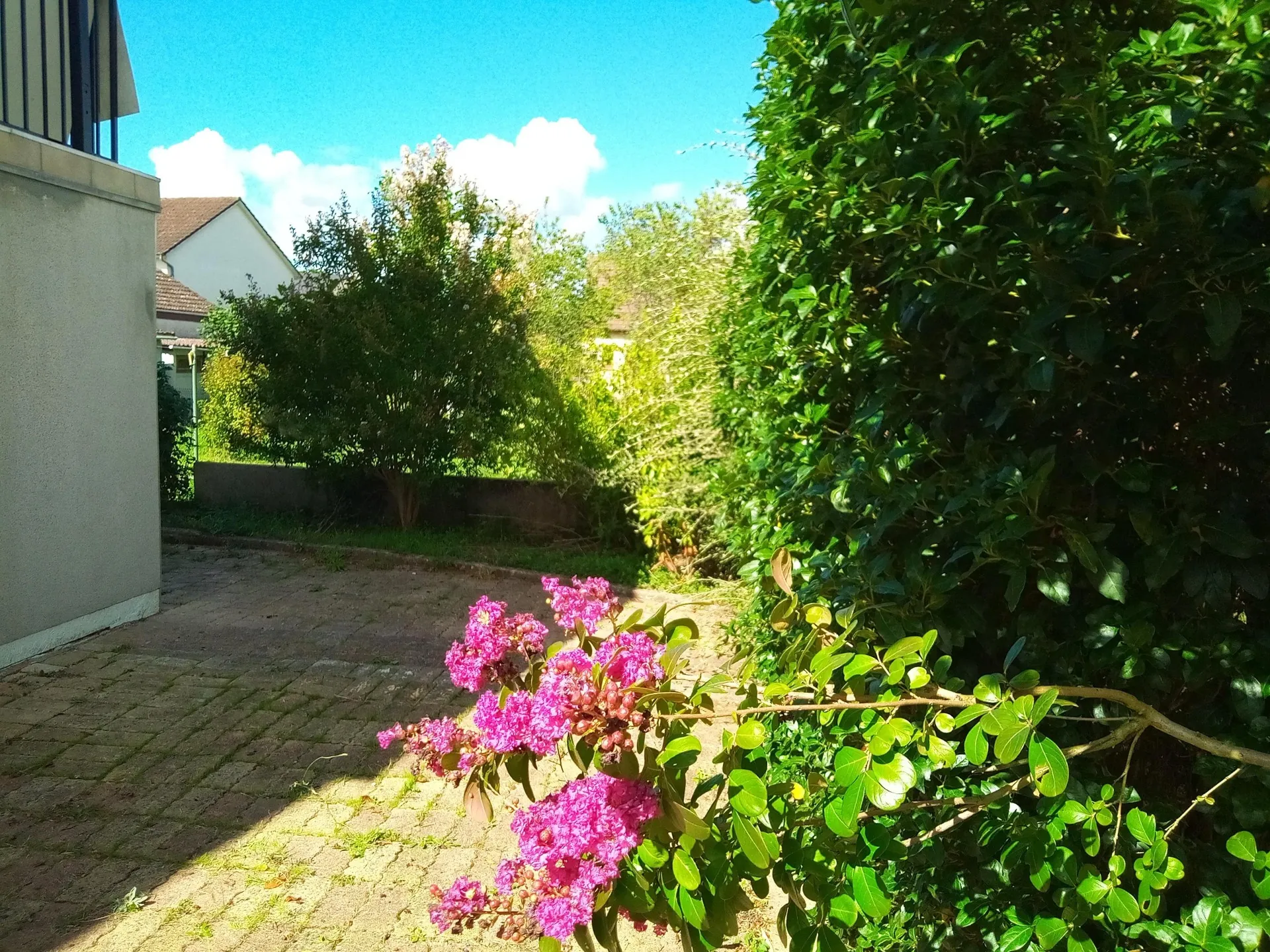 Maison à Coulanges-les-Nevers de 71 m² avec jardin et garage 