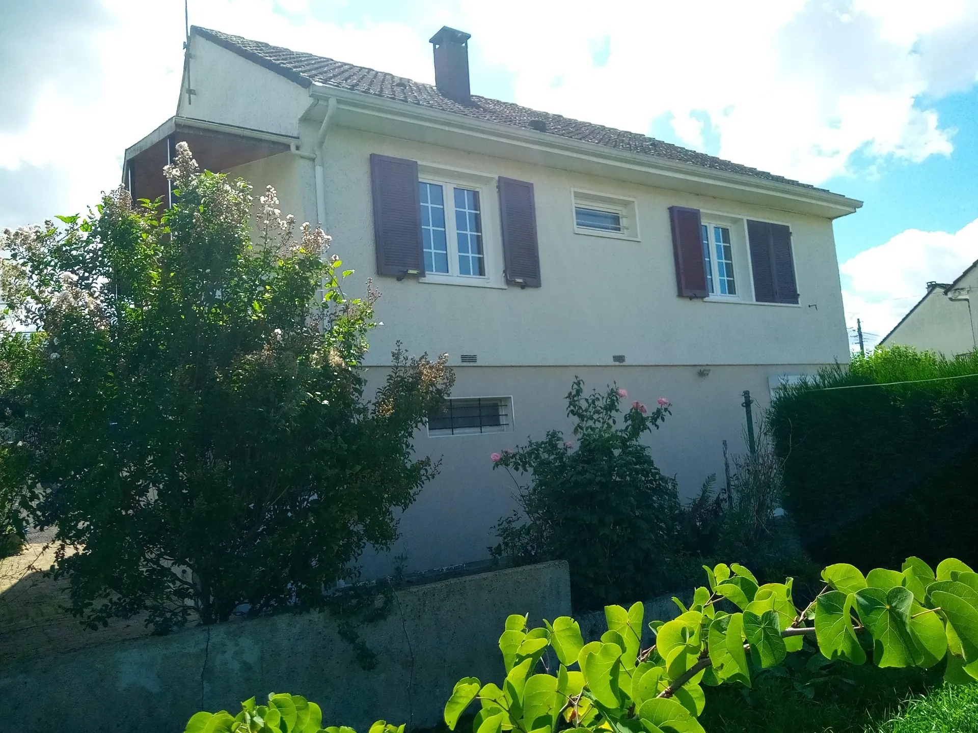 Maison à Coulanges-les-Nevers de 71 m² avec jardin et garage 
