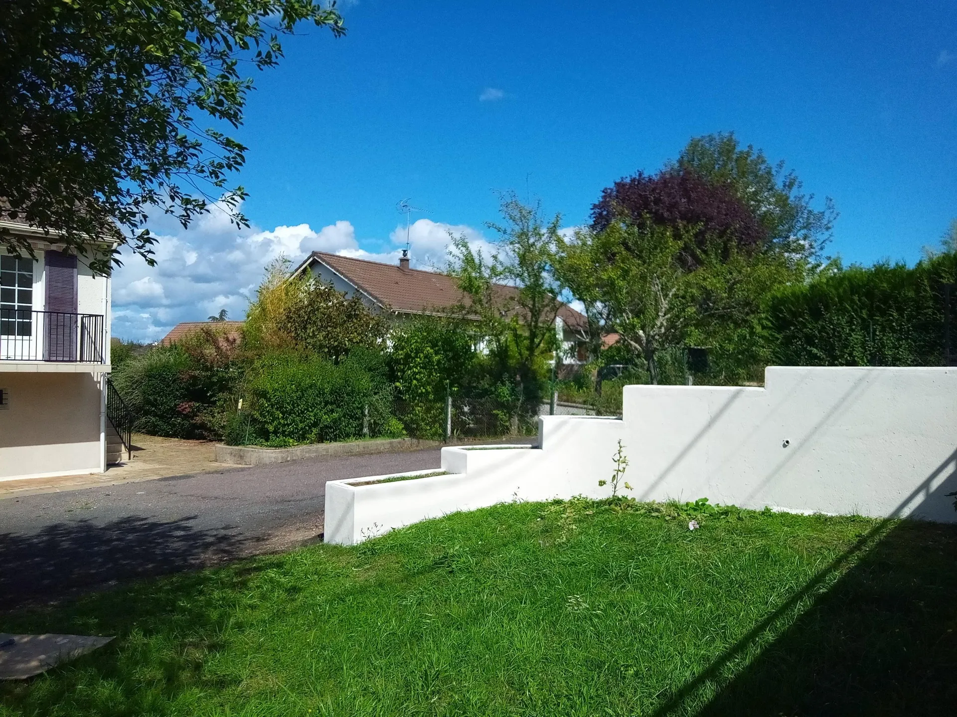 Maison à Coulanges-les-Nevers de 71 m² avec jardin et garage 