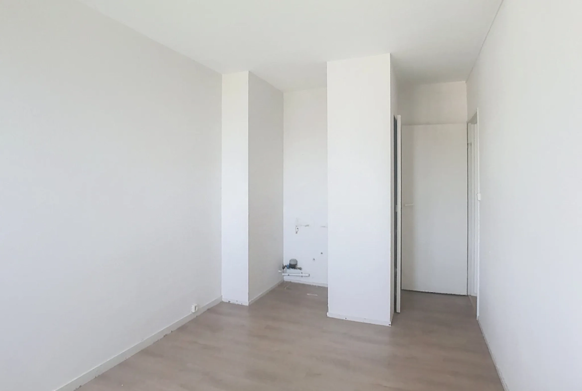 Appartement T5 lumineux avec vue Pyrénées à Mourenx – Charme et proximité 