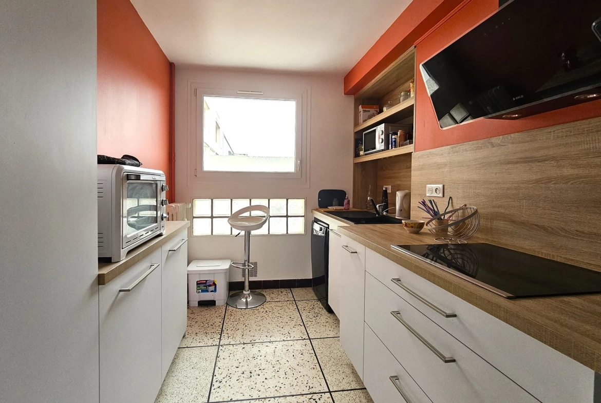 Appartement T3 avec balcon et parking à Clermont-Ferrand – Cesseaux 