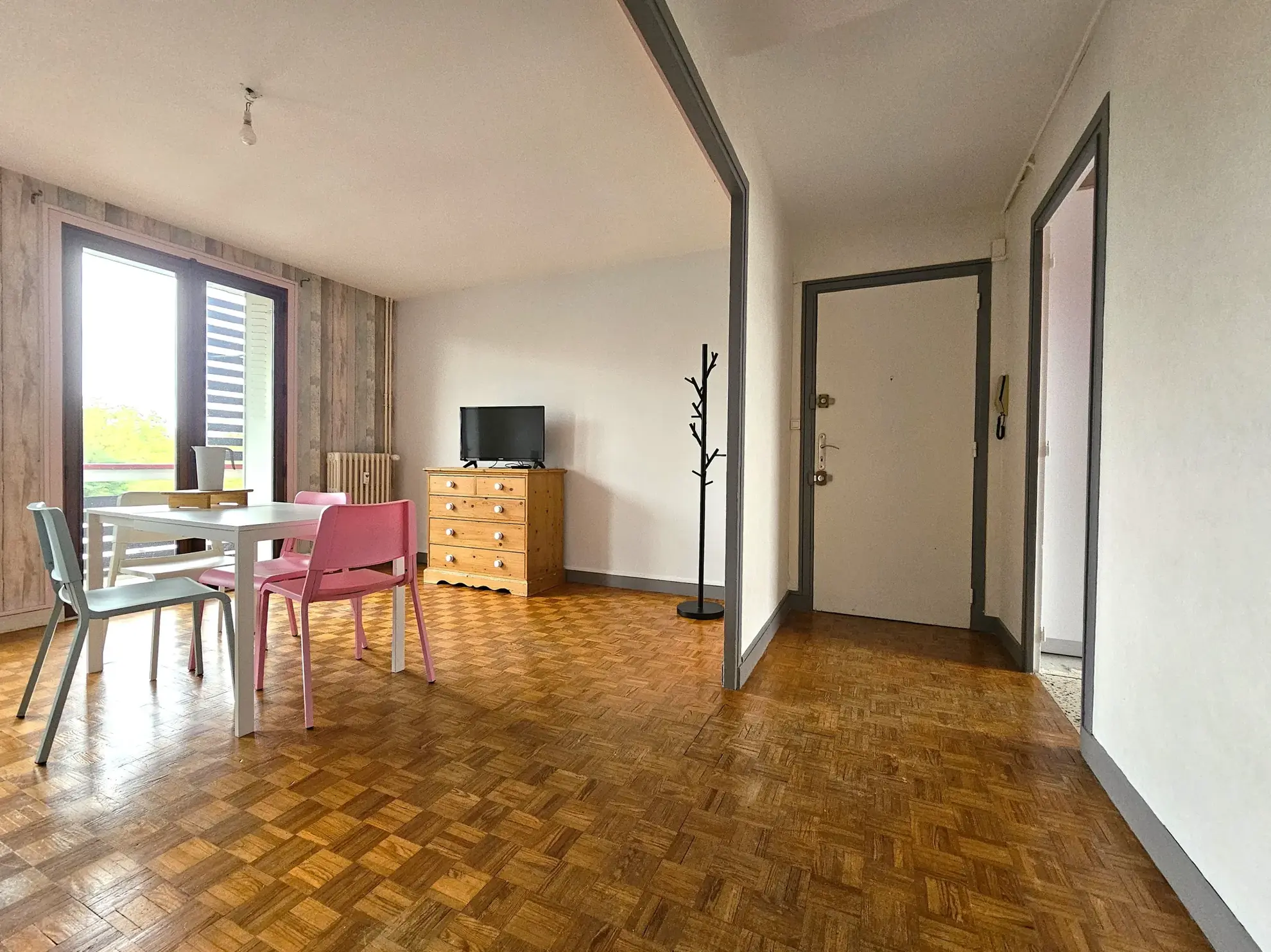 Appartement T3 avec balcon et parking à Clermont-Ferrand – Cesseaux 