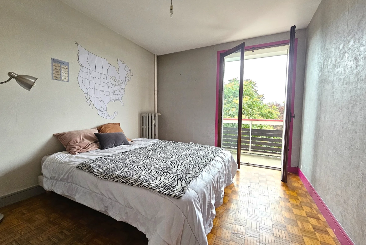 Appartement T3 avec balcon et parking à Clermont-Ferrand – Cesseaux 