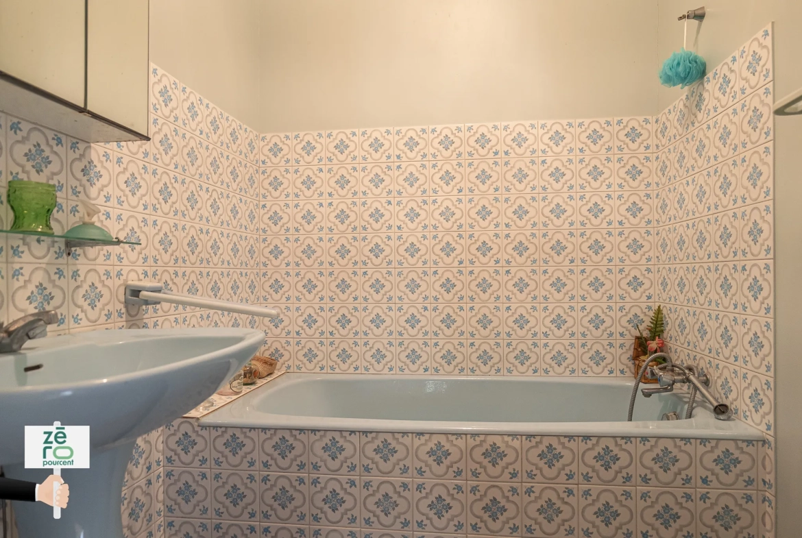 Maison familiale avec potentiel à La Gravelle, proche La Rochelle 