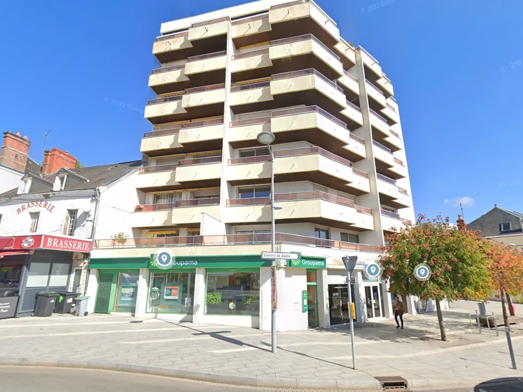 Appartement T2 de 60 m² avec terrasse, cave et garage à Vierzon 