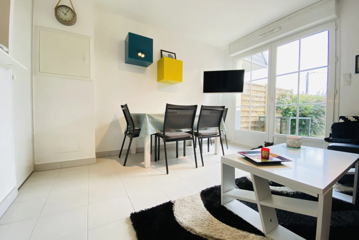 Maison à vendre avec 2 chambres à Le Crotoy, proche plage et jardin exposé plein sud 