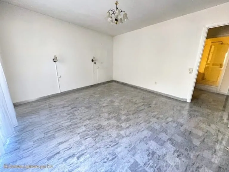 Appartement T2 à Nice Pasteur avec balcons, idéal investissement ou premier achat 