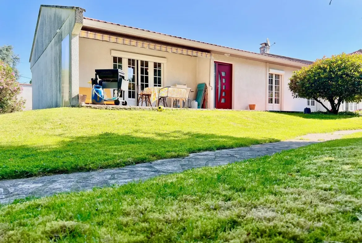 Magnifique maison de plain-pied à Tarbes avec grand jardin et équipements modernes 