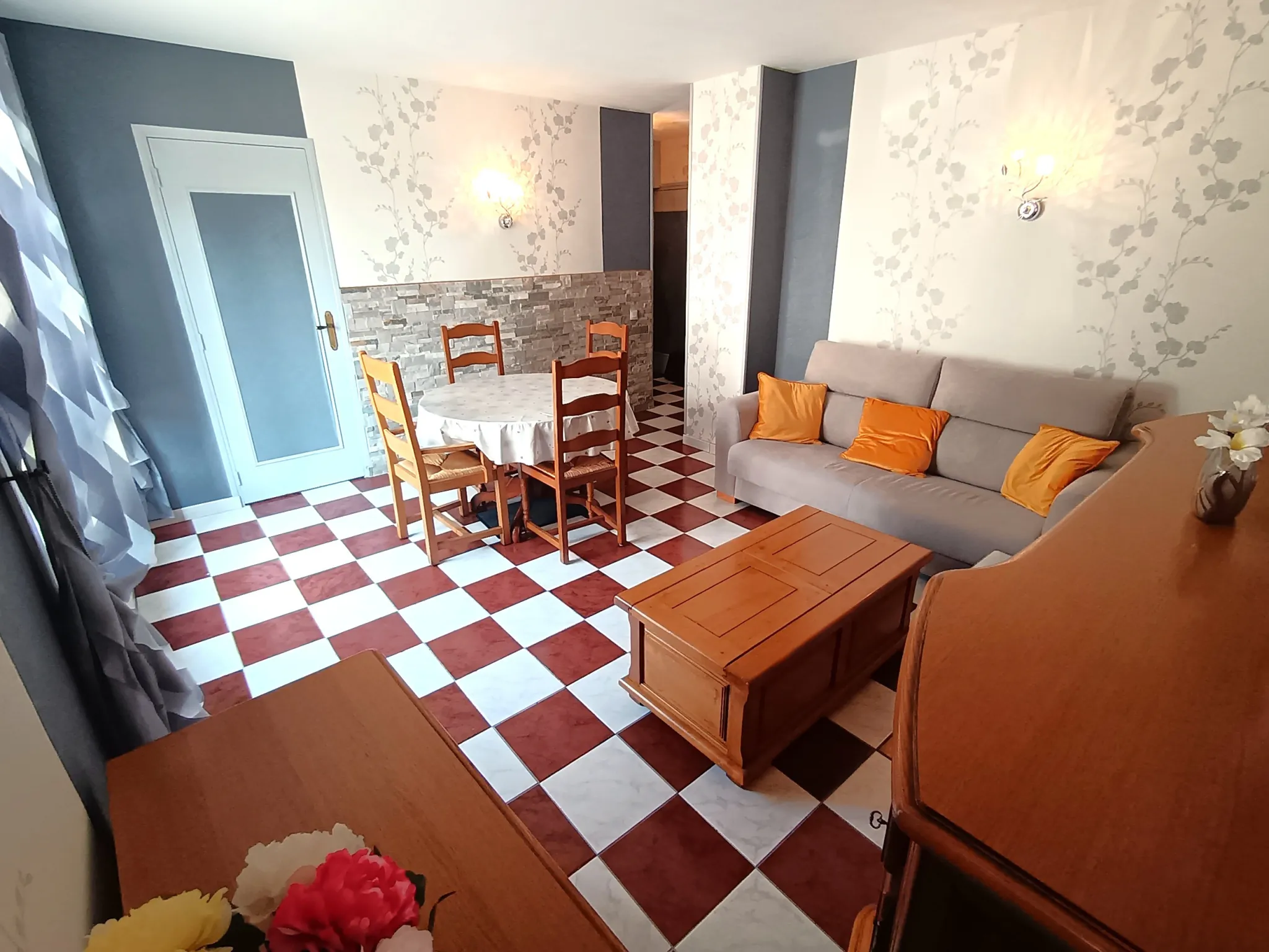Bel appartement 3 pièces au rez-de-chaussée avec parking sécurisé à Douai 