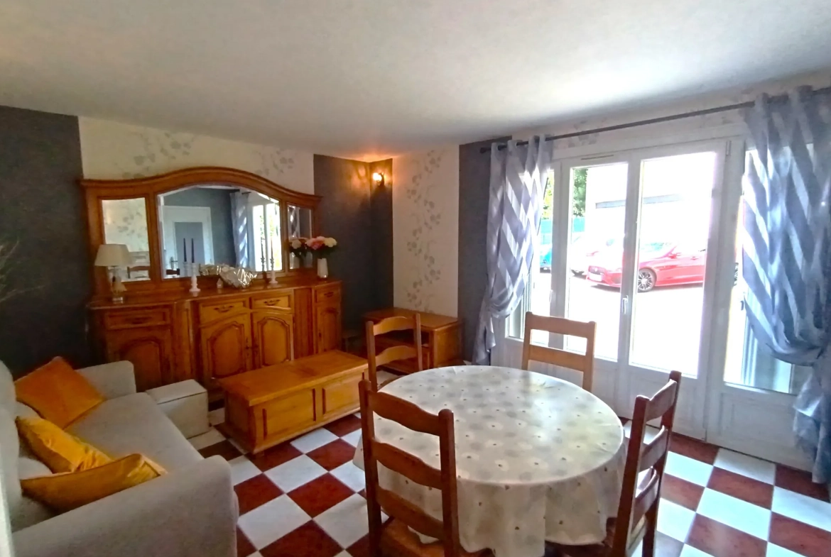 Bel appartement 3 pièces au rez-de-chaussée avec parking sécurisé à Douai 