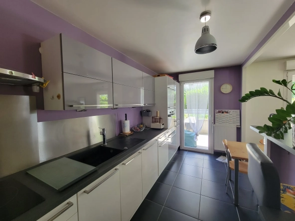 Appartement de 98m² avec terrasse et garages à Clermont-Ferrand