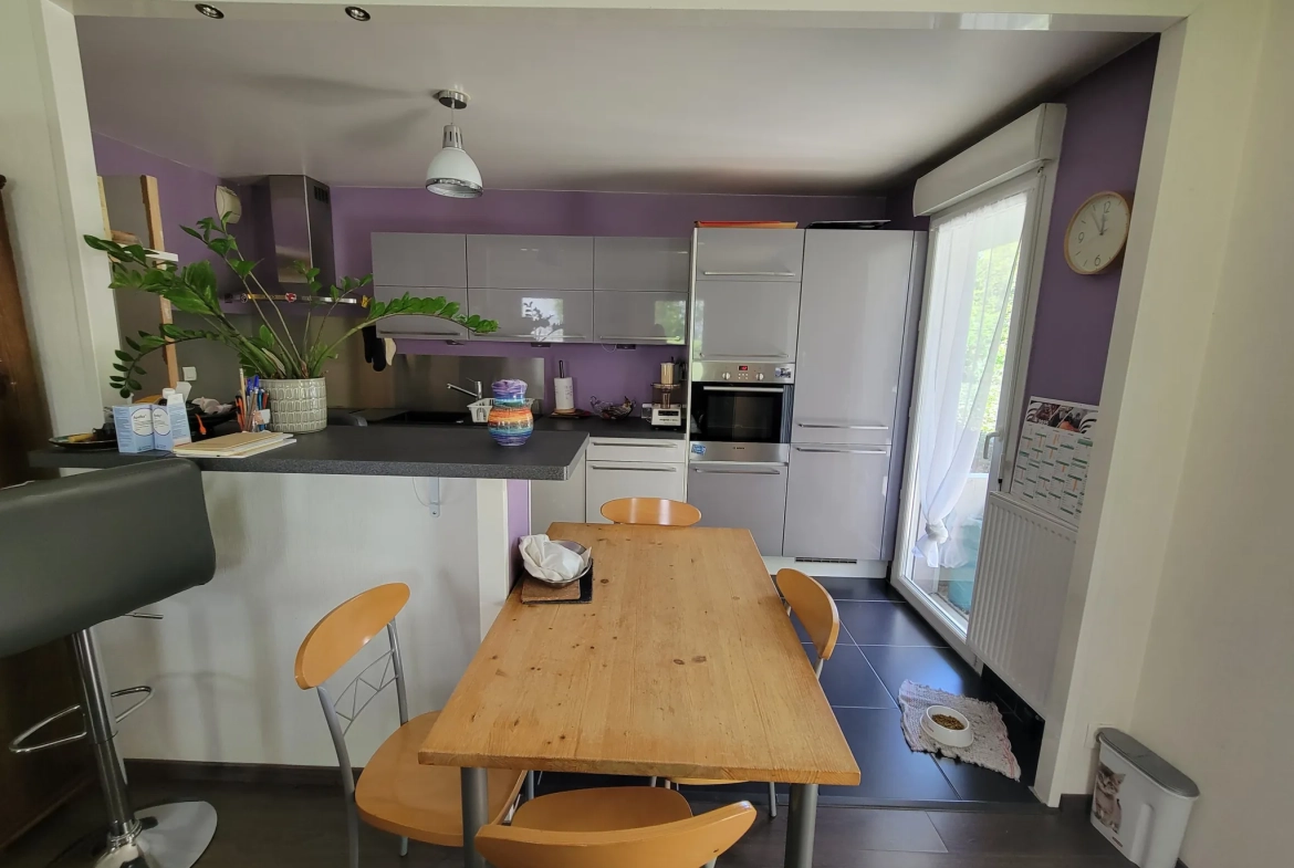 Appartement de 98m² avec terrasse et garages à Clermont-Ferrand 