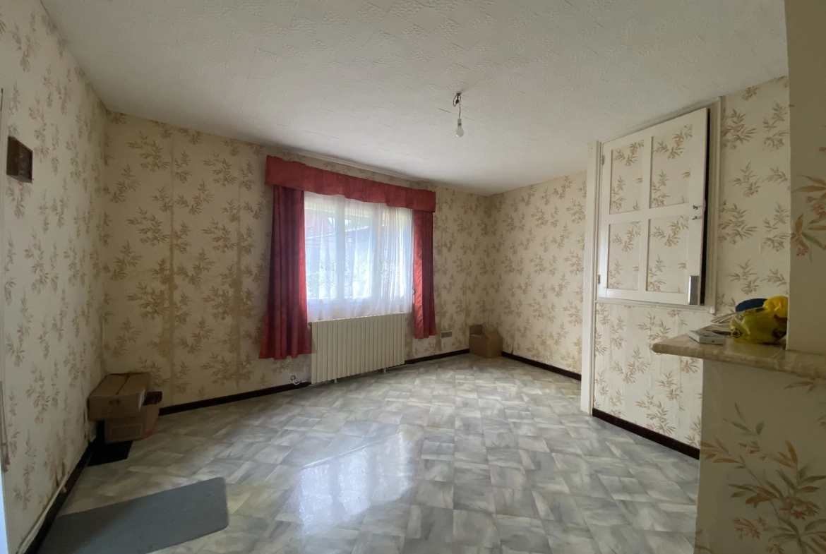 Maison à rénover de 75 m² avec jardin et garage à Trith Saint Léger 