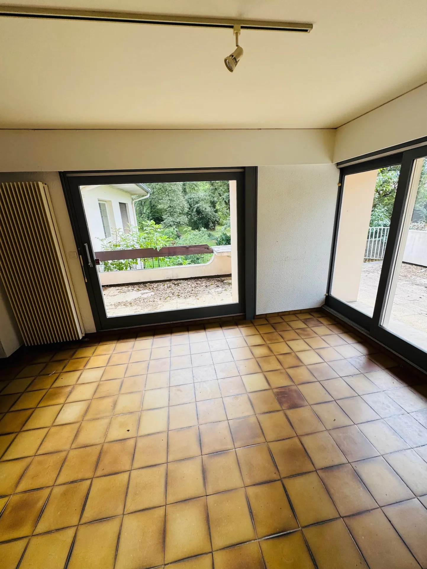 Magnifique maison d'architecte de 1960 avec jardin à Mont-de-Marsan 