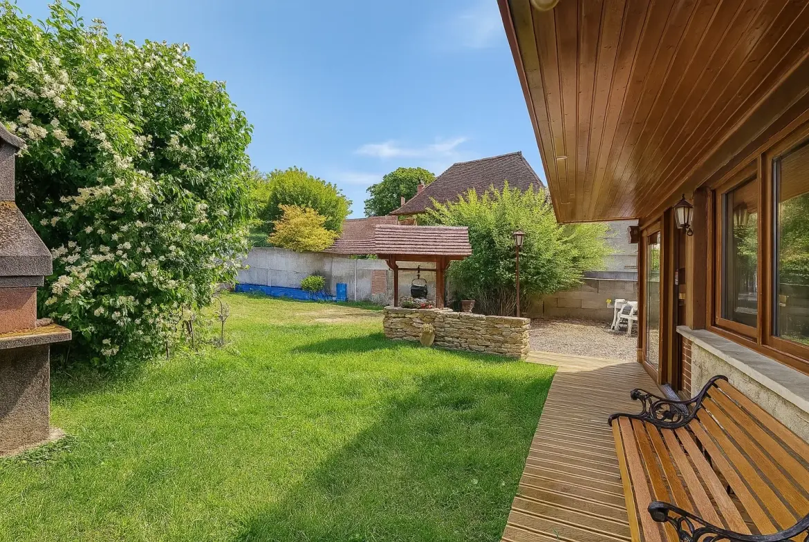 Grande maison familiale de 270 m² avec jardin et dépendances à Joigny 