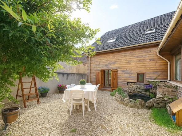 Grande maison familiale de 270 m² avec jardin et dépendances à Joigny
