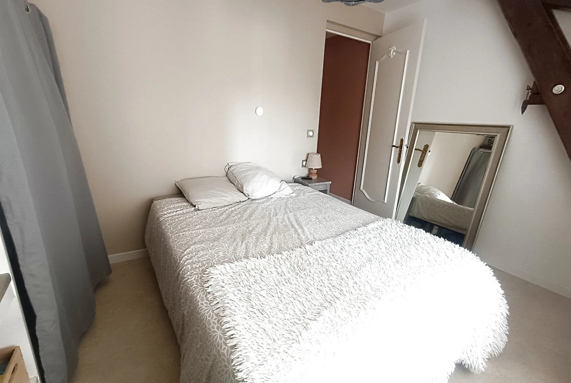 Maison de village avec grande terrasse à Saint Didier en Velay, 177 m² 