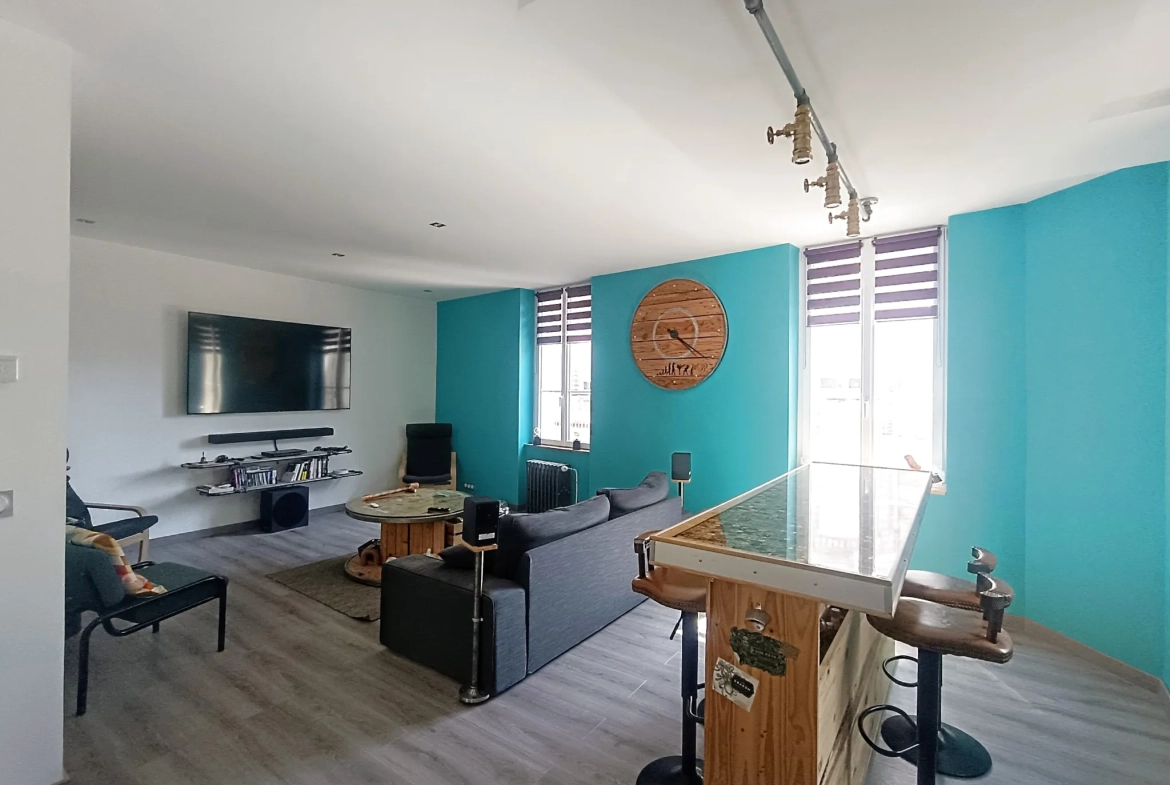 Maison de village avec grande terrasse à Saint Didier en Velay, 177 m² 